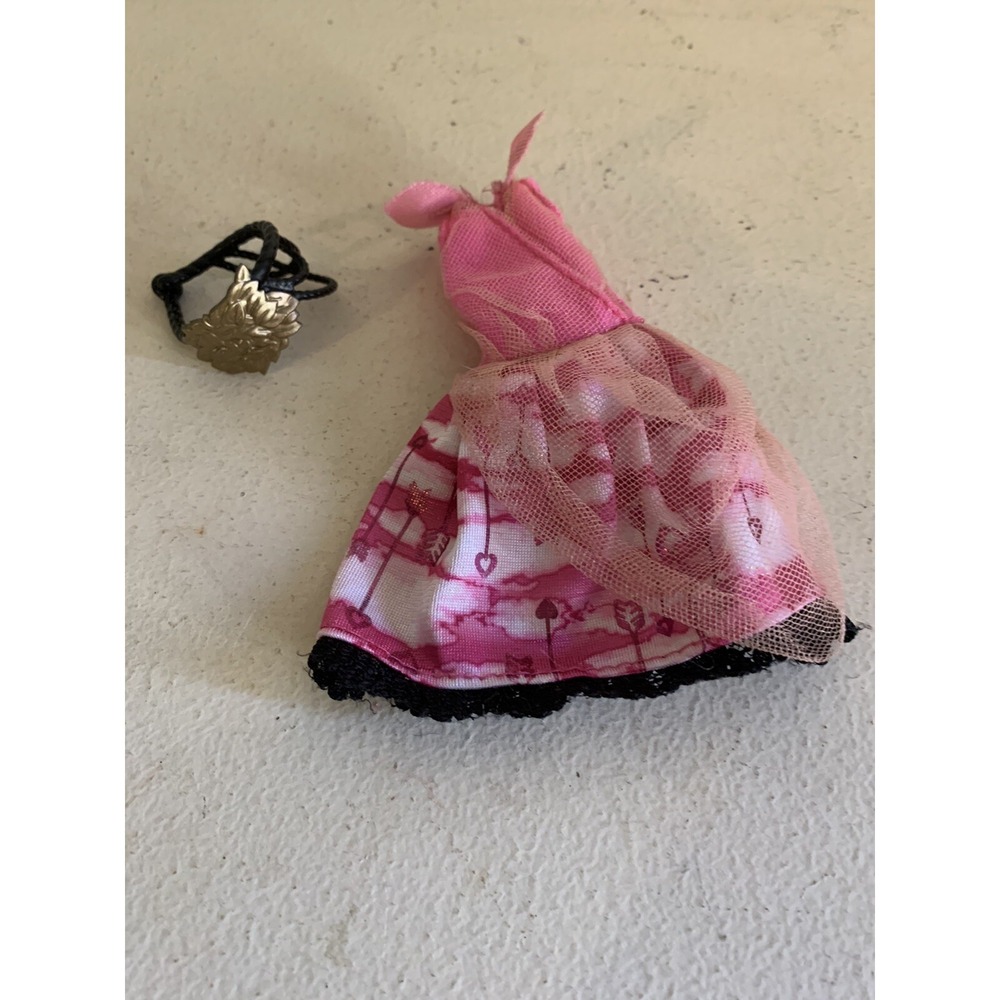 Ever After High Doll C.A. Cupid 1st Chapter Pink Dress & Wing Belt‎